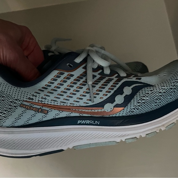 Lightly used Women’s Saucony Ride 13, size 7.5 - Picture 7 of 7